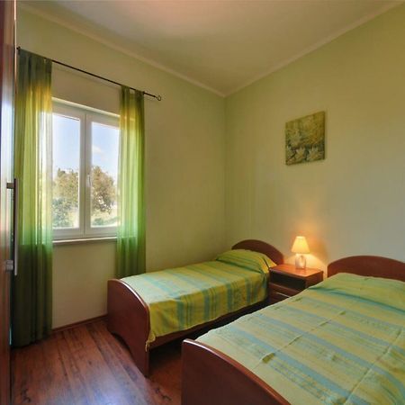 Apartment Marinko Барбан Экстерьер фото