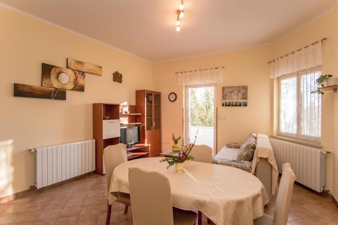 Apartment Marinko Барбан Экстерьер фото