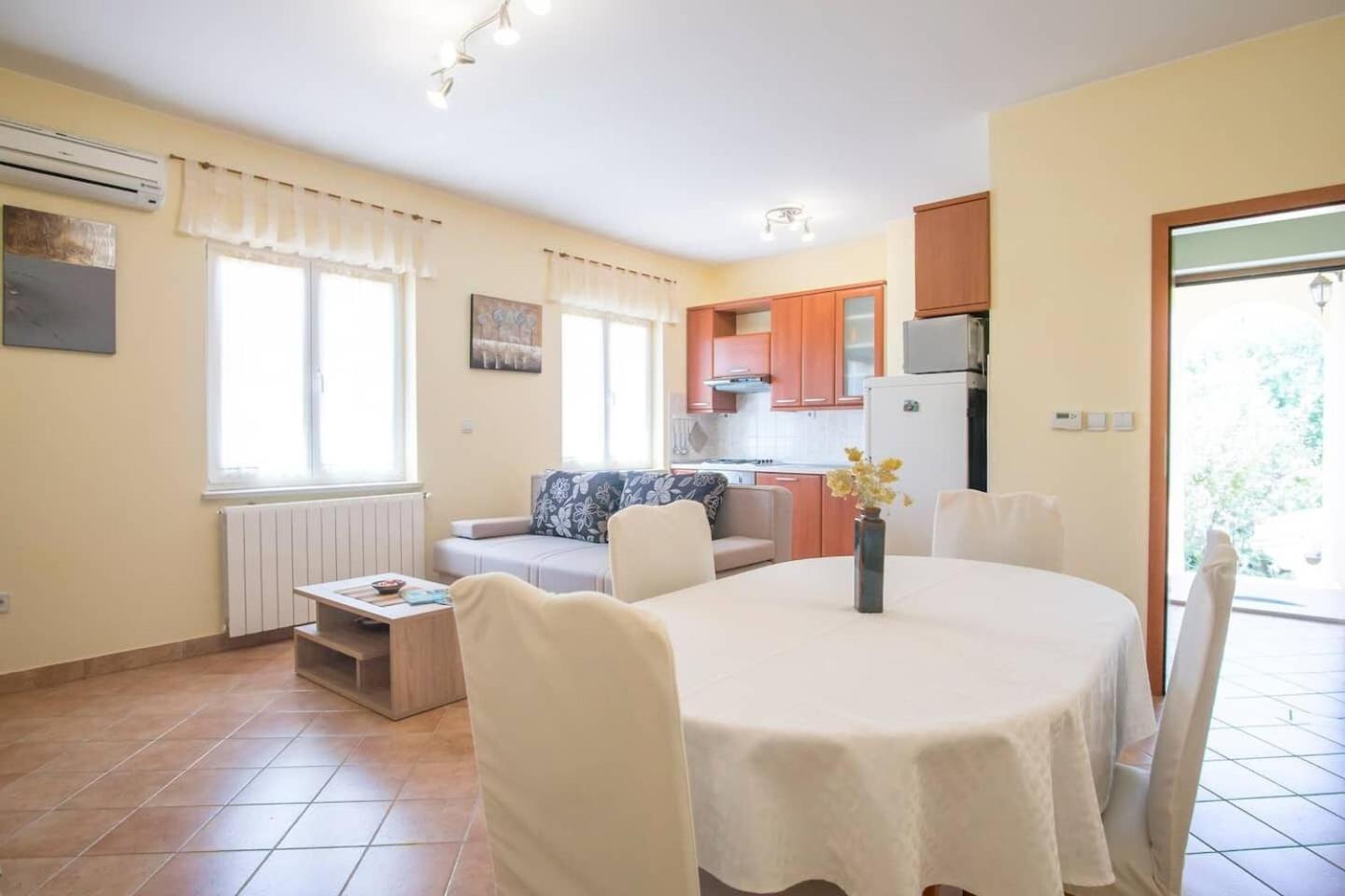 Apartment Marinko Барбан Экстерьер фото